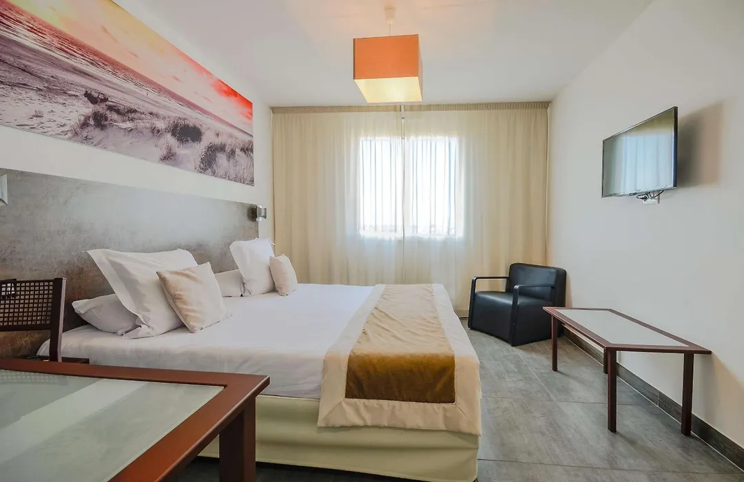 Sure Hotel By Best Western Beziers Le Monestie-1